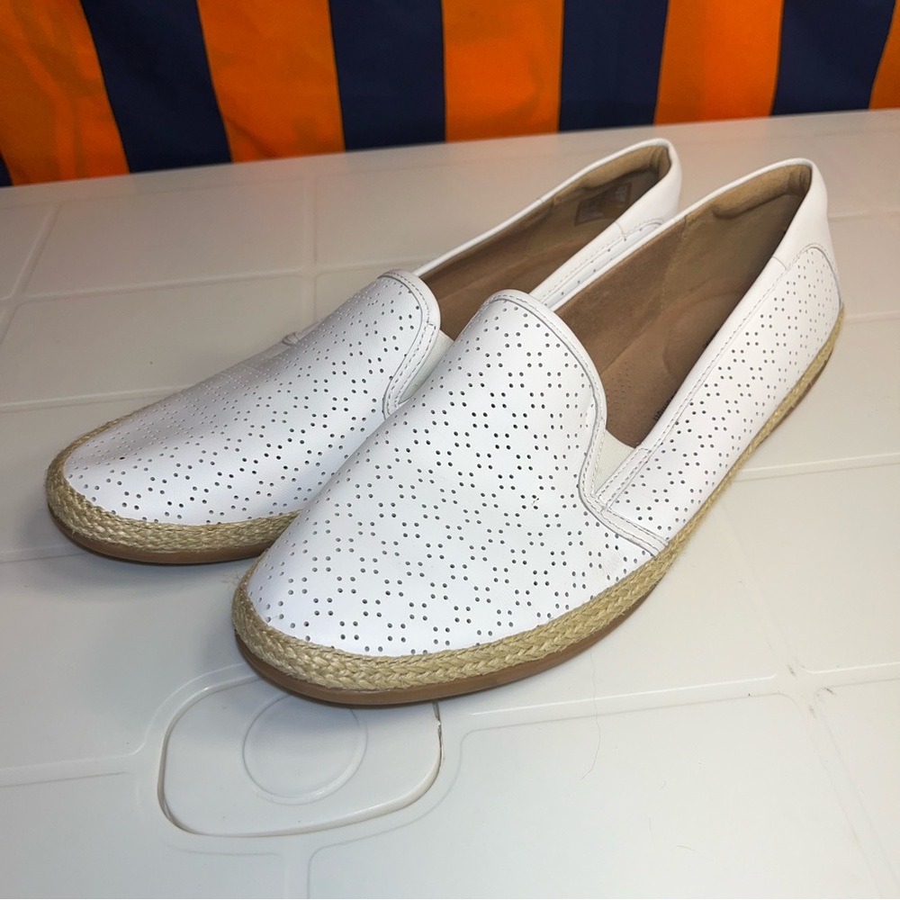Clarks Danelly Molly Size 7.5 D Shoes White Leather Slip On Loafer Flats